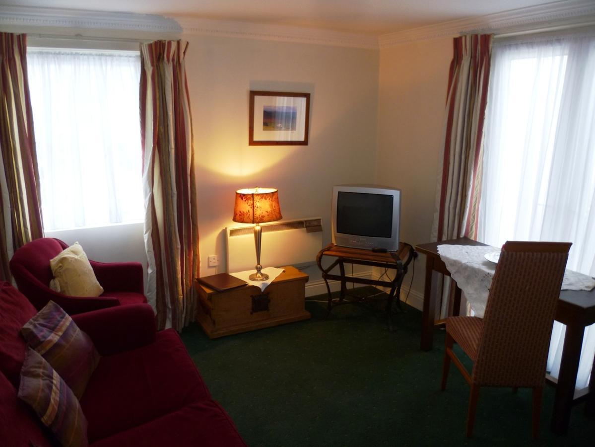 Garnish House Hotel Cork Room photo